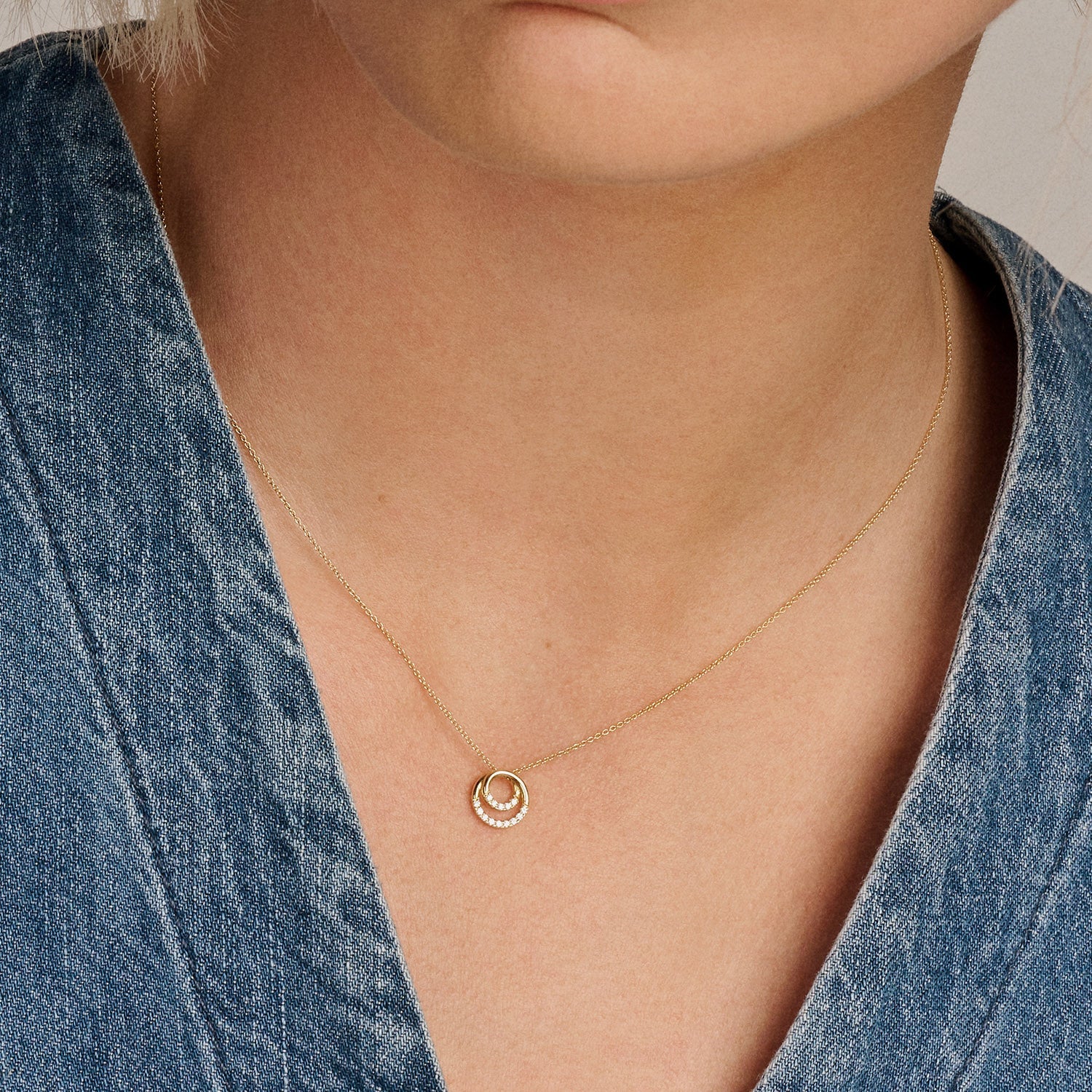 Halskette mit Ringen und Pavé-Zirkonia aus 585 Gold - PERDONA